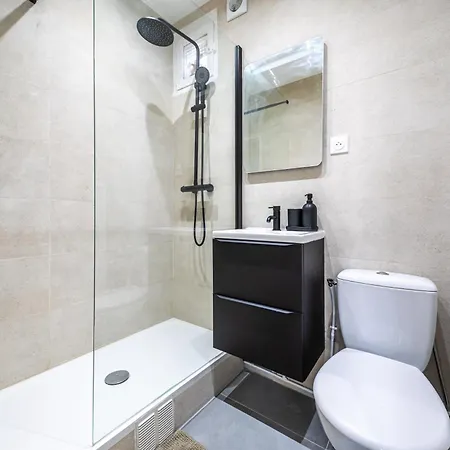 Peaceful Near Paris In